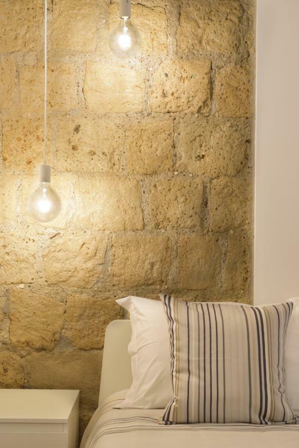 B&B Emme21 Napoli Bagian luar foto